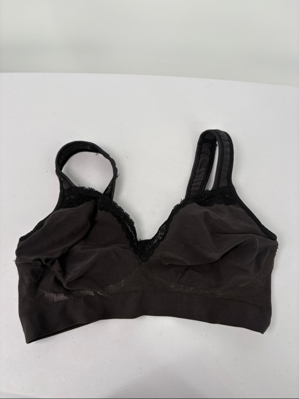🐯 Bali Black Lace-Trim Wireless Bralette 3484